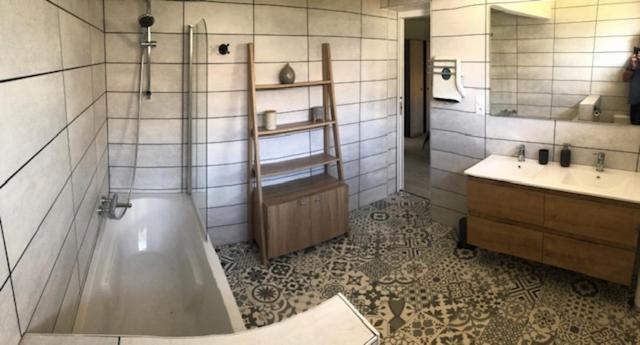 Loft Reve Du Soir 125 M2 Climatise 350 M De La Gare Διαμέρισμα Λούρδη Εξωτερικό φωτογραφία